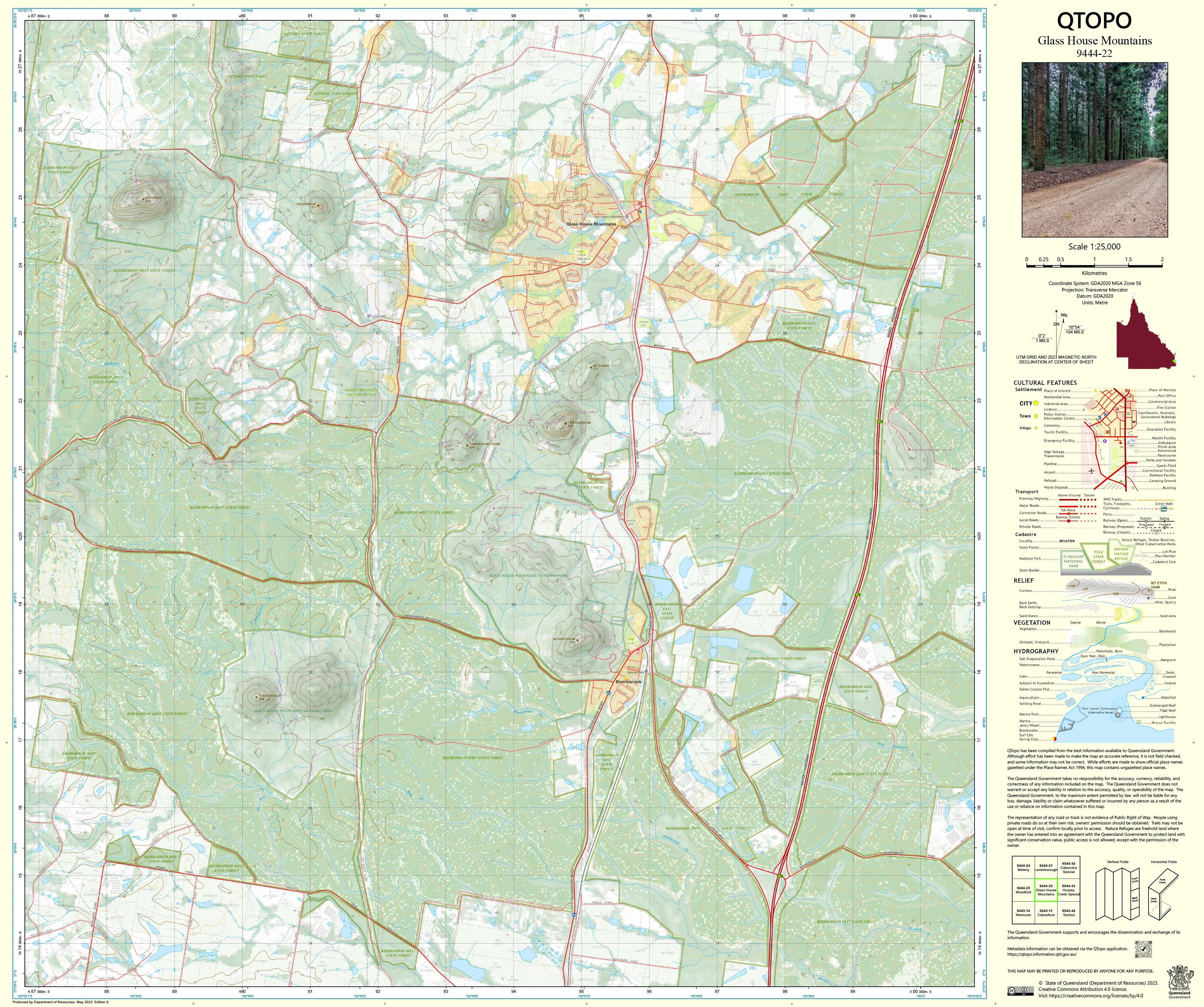 9444-22 Glass House Mountains QTopo 1:25,000 Topographic Map
