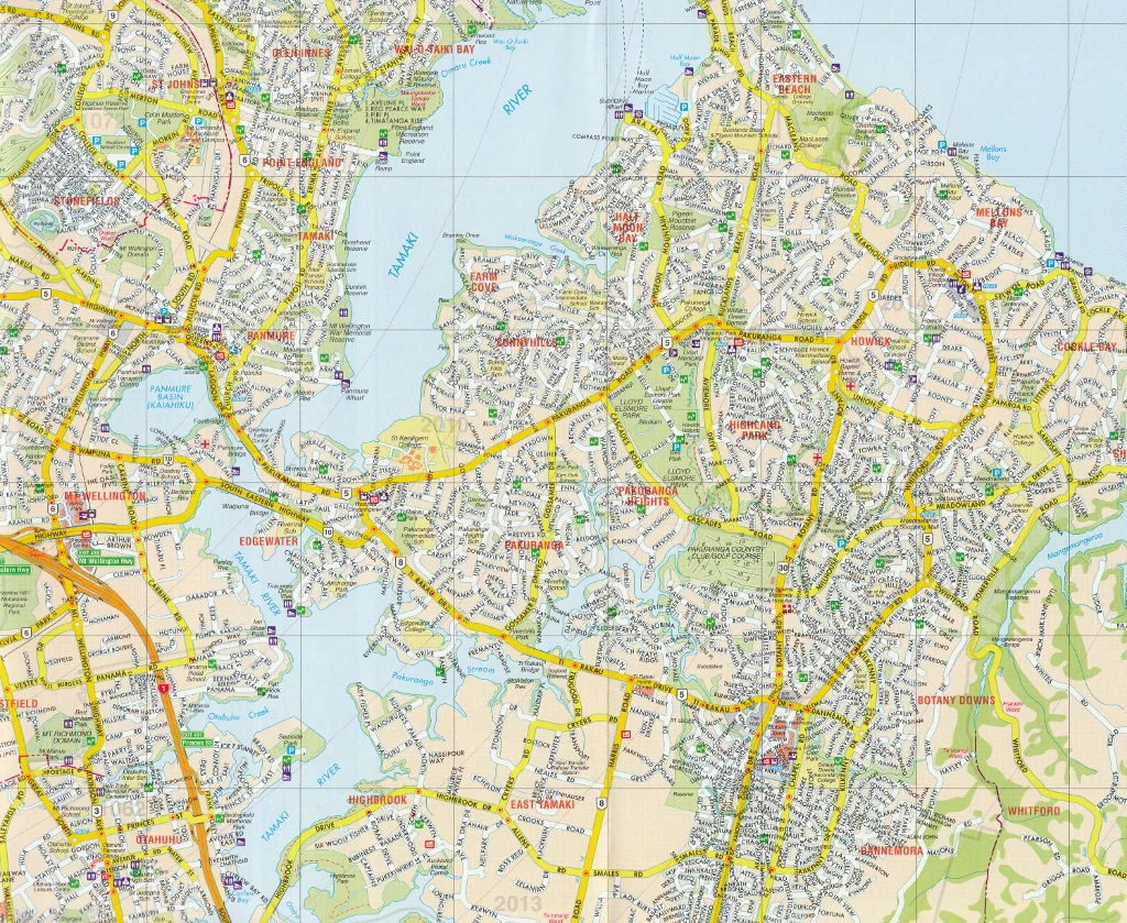 Auckland Complete New Zealand Kiwimaps Folded Map - Image 4