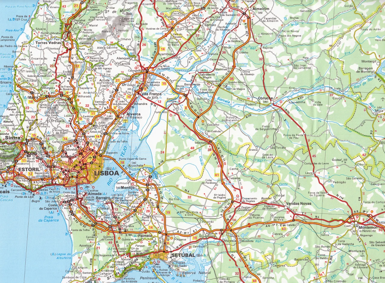 Portugal Michelin Map 733 - Image 3