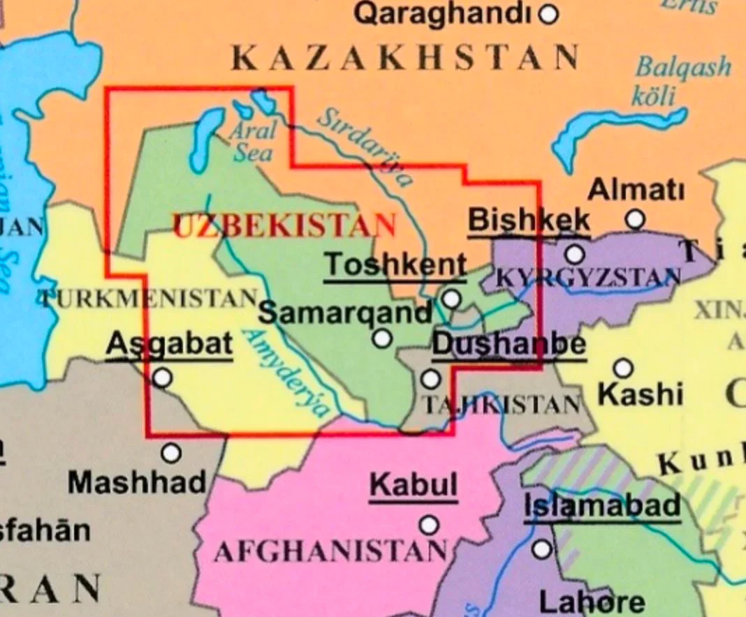 Uzbekistan Gizi Maps Folded - Image 3